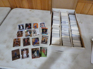 lot 183 image: 2,700 Count of Basketball Cards