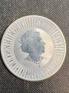 1 TROY OZ .9999 FINE SILVER 2020 AUSTRALIAN KANGAROO