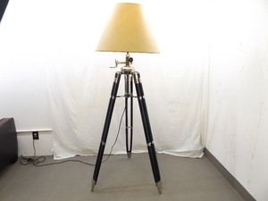 lot 1 image: Newer Large WORKING Royal Marine Tripod Chrome and Wood Floor Lamp