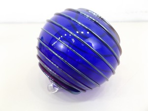 lot 33 image: Lot of 11 Medium Sized Hand Blown Decorative Glass Balls