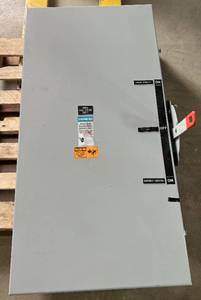 lot 22 image: WOW MSRP $8000 Siemens DTNF365 400 Amps Non-Fusable Heavy Duty Double Throw Safety Switch 600 Volts AC Maximum Indoor - In Great Condition - Please See PDF For More Information About This Fantastic Safety Switch Cabinet Guaranteed To Work