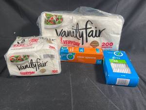 lot 69 image: Assorted Lunch Bundle with Forks, Spoons, & Napkins