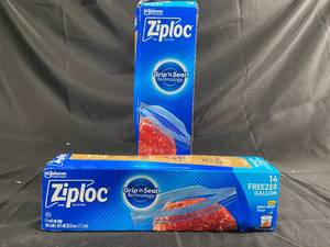 lot 80 image: Ziploc Grip n Seal Freezer Gallon Bags 14 Count - Set of 2