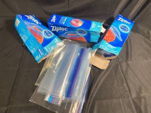 lot 145 image: Assorted Ziploc Freezer Gallon Bags with Stray Bags - 3-Pack