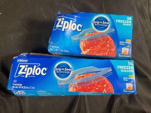lot 208 image: Ziploc Freezer Bags Assorted Lot