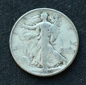 lot 8 image: 1945-S Walking Liberty Half Dollar