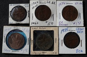 lot 18 image: (6) Vintage British Pennies - 3 Different Monarchs