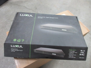 lot 340 image: LUXUL ETHERNET SWITCH - NEW