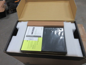 lot 341 image: LUXUL 26 PORT ETHERNET SWITCH - NEW
