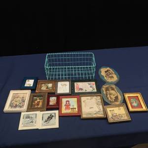 lot 14 image: LOT OF VINTAGE PICTURES