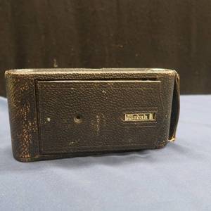 lot 62 image: VINTAGE KODAK CAMERA