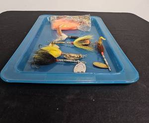 lot 42 image: Muskie Fishing Lures