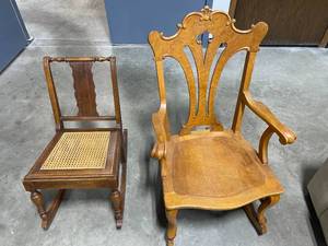 lot 78 image: Set of 2 Wooden Rocking Chairs - One with a Cane Seat
