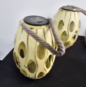 lot 193 image: Cream Color Solar Powered Outdoor Lanterns - untested