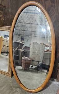 lot 214 image: 2 Wall Mirrors - 1 Rectangle, 1 Oval