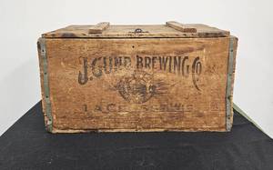 lot 230 image: Vintage Chest J. Gund Brewing - La Crosse, WI