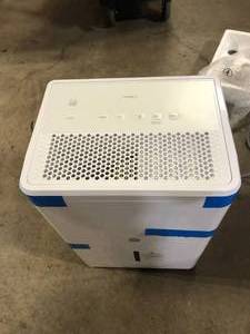lot 3 image: GE 35 pt. Dehumidifier with Smart Dry for Bedroom, Basement or Very Damp Rooms up to 3000 sq. ft. in WhiteCustomer Returns See Pictures