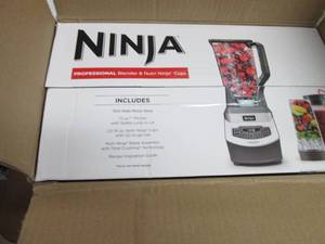 Ninja Blender with Single-Serve Fun...