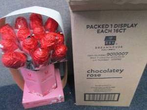 16 ct Chocolate Rose Bouquet Best D...