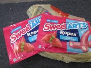 6- 9 oz SweetTart Ropes...