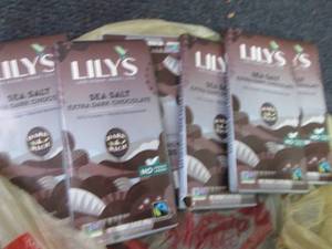 6- 2.8 oz Lilys Sea Salt Extra Dar...