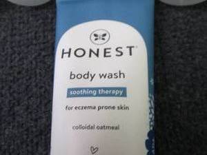 6- 8 oz Honest Soothing Therapy Bod...