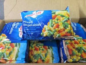 12- 16 oz pkg FROZEN Birds Eye Clas...