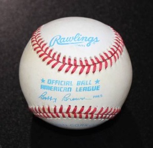 lot 64 image: Minnesota Twins Rod Carew Sweet Spot Autograph on Bobby Brown Baseball