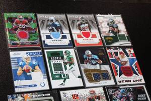 lot 105 image: Football Card Jersey & Relic Card Lot  13 Cards