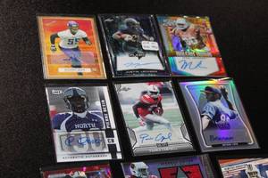 lot 109 image: Mixed Sports Autograph Card Lot  10 Autographs