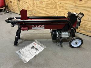 lot 35 image: BOSS INDUSTRIAL 7 Ton Electric Log Splitter - ES7T20
