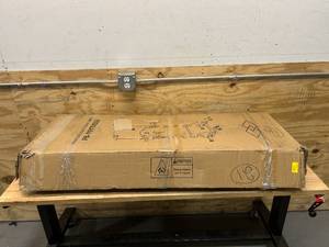 lot 84 image: Strength Training Dip Stand