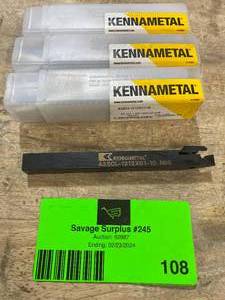 lot 108 image: Lot of 4 Kennametal A2 Cut-off Toolholders NEW