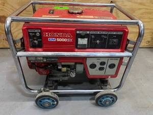 lot 7 image: HONDA EM 5000SX Generator