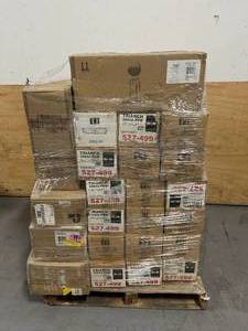lot 151 image: Pallet of Light Fixtures