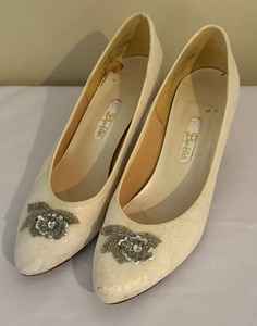 lot 57 image: Ann Klein and Dyables Shoes