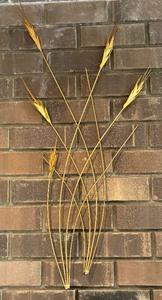 lot 58 image: Golden Brass Wheat Wall Decor