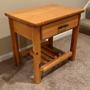 lot 139 image: Rustic Pine Side Table  Accent Table