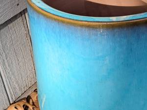 lot 37 image: Large Teal Blue Ceramic Planter
