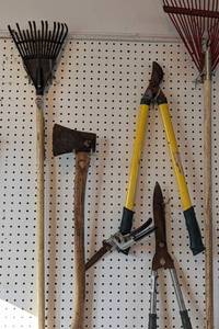 lot 186 image: Large Variety of Long Handle Tools and More