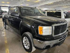 lot 9 image: 2010 GMC Sierra 1500 SLE 4x4