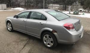 lot 11 image: 2007 Saturn Aura XE