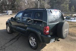 lot 16 image: 2003 Jeep Liberty LTD 4x4