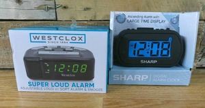 lot 116 image: Set of 2 Digital Alarm Clocks-Black