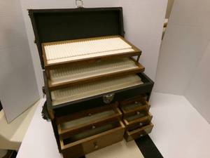 lot 76 image: Antique Art CabinetBox...
