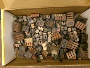 lot 173 image: Lot of Vintage Wooden News Print St...