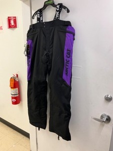 lot 98 image: NEW Arctic Purpleblack waist bibs