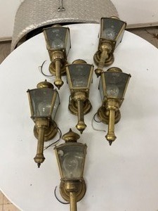lot 45 image: Set of 6 vintage wall sconce