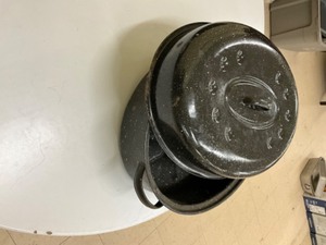 lot 69 image: Turkey Roaster wLid