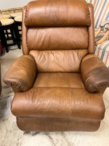 lot 86 image: Twin leather recliners